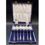 Cased set of six Old English pattern silver tea spoons, Sheffield 1929, weight 3oz approx