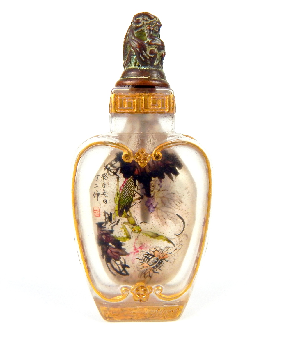 Chinese Peking glass snuff bottle of heart shape, mythical animal finial, floral gilding to the - Image 11 of 15