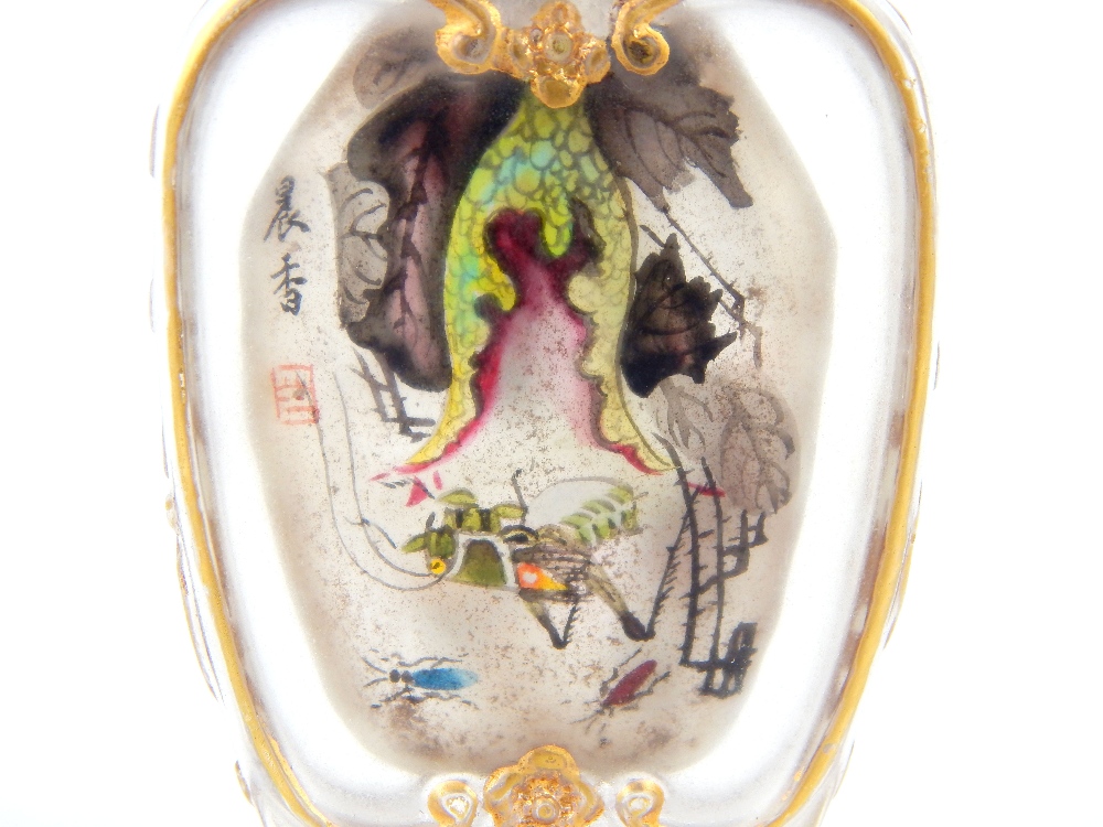 Chinese Peking glass snuff bottle of heart shape, mythical animal finial, floral gilding to the - Image 14 of 15