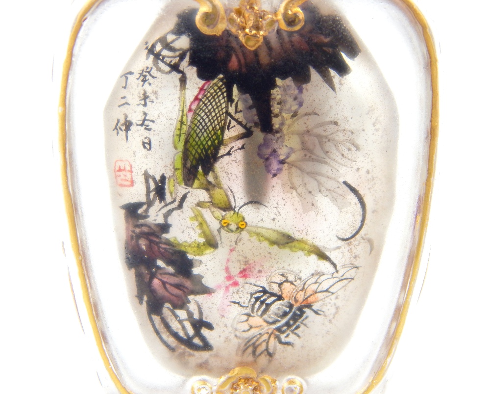 Chinese Peking glass snuff bottle of heart shape, mythical animal finial, floral gilding to the - Image 12 of 15