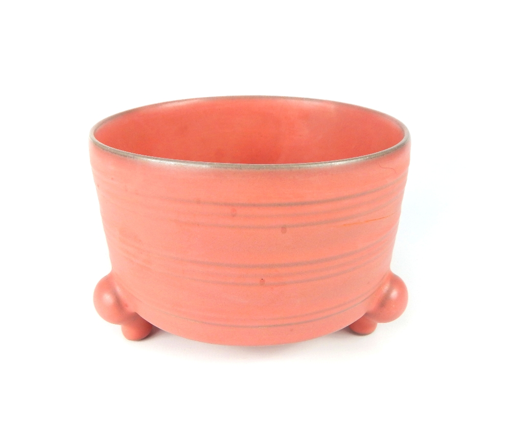 Chinese pink ceramic incense stick cauldron set on three legs, character tablet to base, 9.1x 13cm - Image 5 of 12