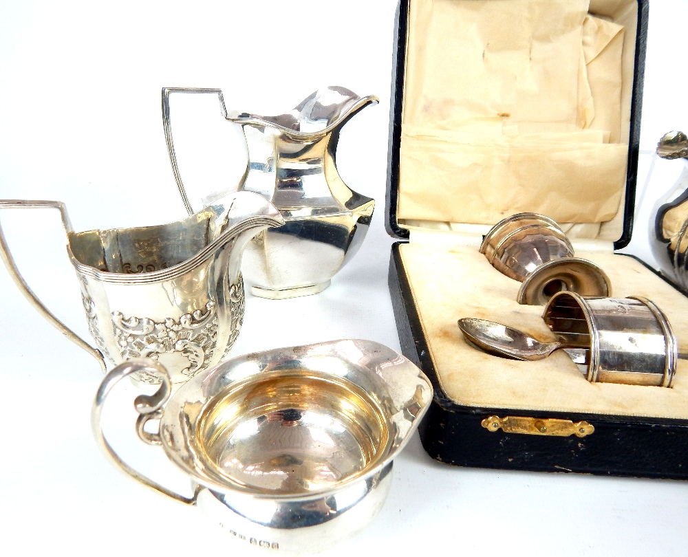 A collection of six various silver cream jugs and - Image 11 of 12