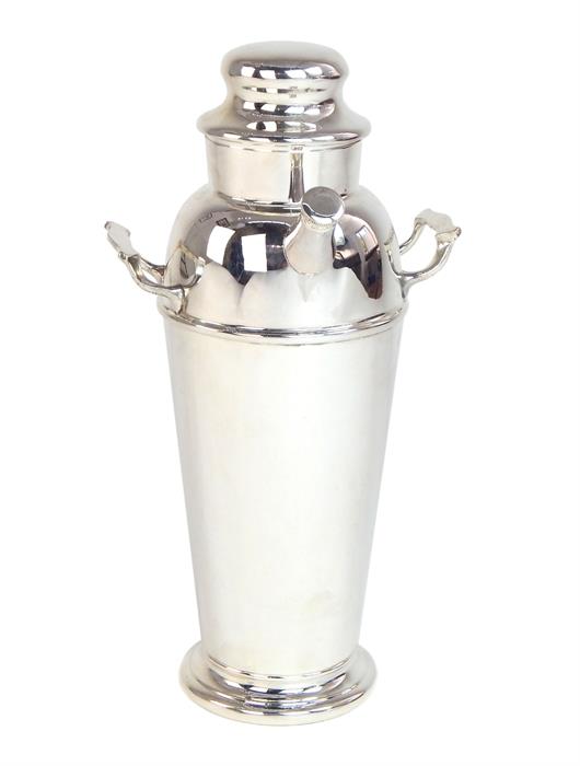 A giant silver plated cocktail shaker 40cm h. - Image 2 of 4