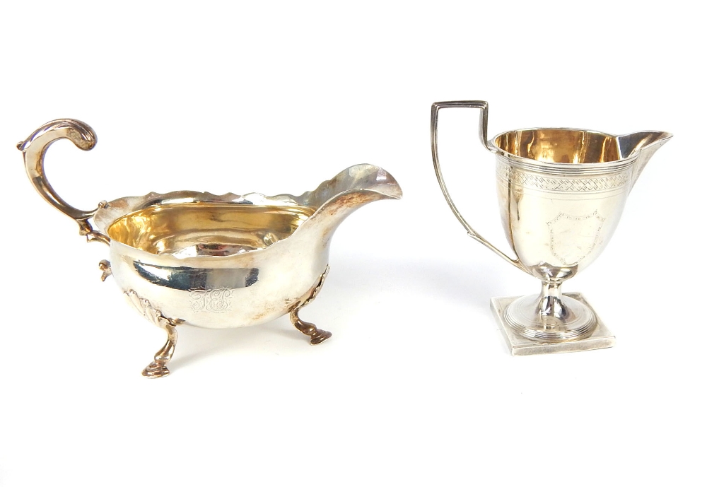 Georgian silver sauce boat and cream jug - Image 5 of 12