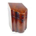 Georgian serpentine fronted flame mahogany knife box, satinwood edged, 37 cm high