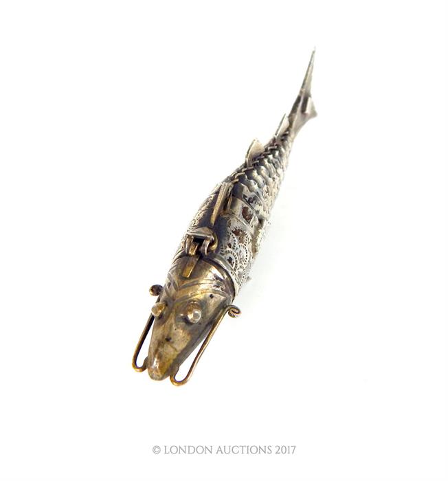 A small 19th century silver Indian pefume bottle in the form of articulated fish, 8cm long - Image 3 of 3