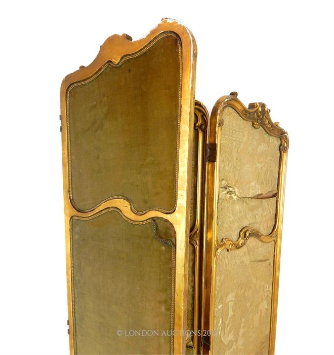 A 19th century Rococo design gilt gesso two fold, three panel floor standing vanity screen - Image 3 of 3