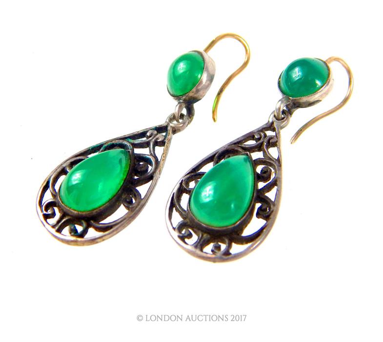 A pair of Art Nouveau green agate earrings with silver openwork mounts - Image 2 of 2