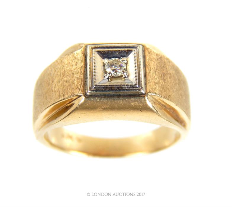 Mens 10 ct gold round cut diamond solitaire ring