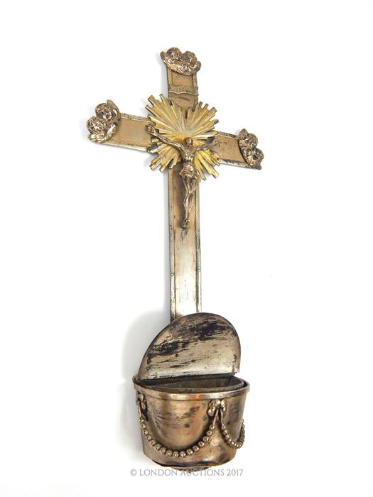 An early 20th century, French, silver plated crucifix and church wafer container - Image 2 of 2