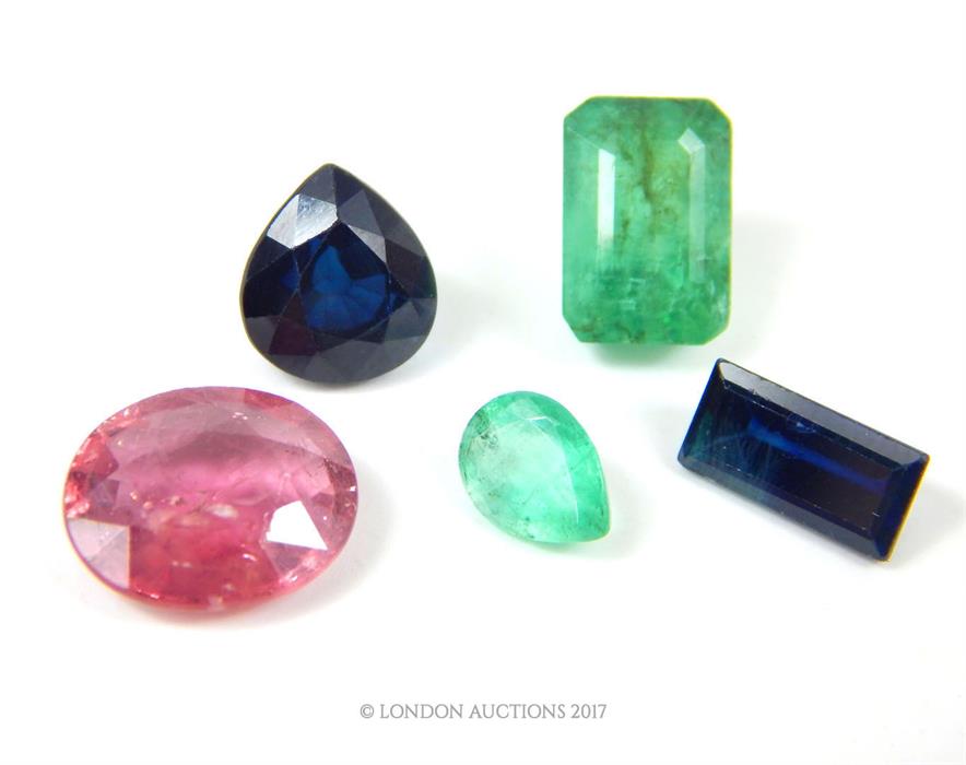 Five loose gemstones - Image 2 of 2