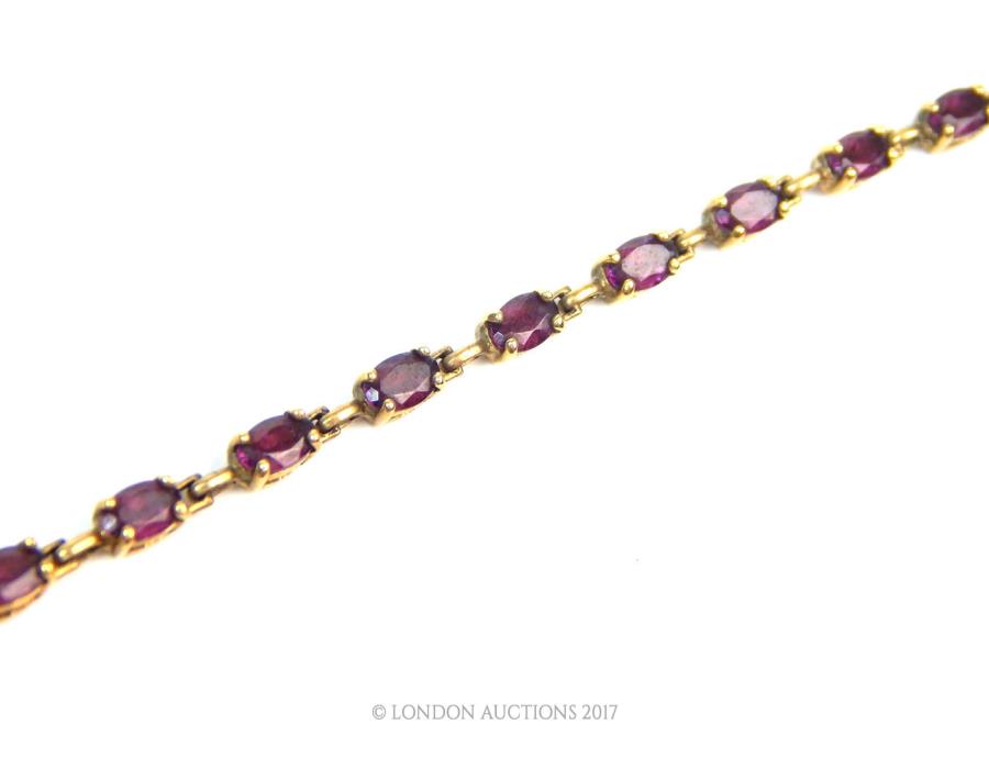 9 ct yellow gold, amethyst link bracelet - Image 2 of 2