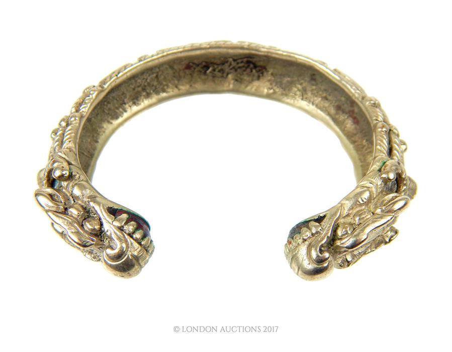 An early 20th century, Chinese, silver, double dragon headed bangle - Image 2 of 3