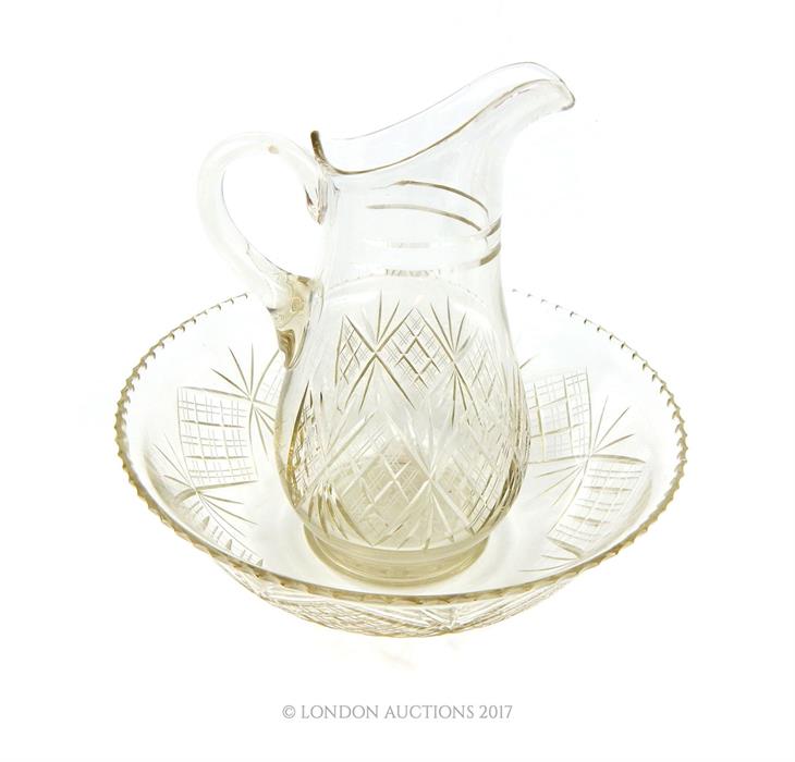 An Edwardian hand blown cut crystal water jug and basin set - Image 2 of 2