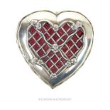An Edwardian sterling silver heart form pin cushion