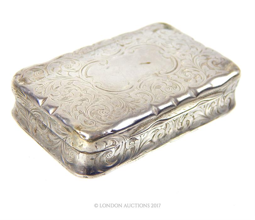 A Victorian sterling silver snuff box, Nathaniel Mills, Birmingham 1851 - Image 2 of 4