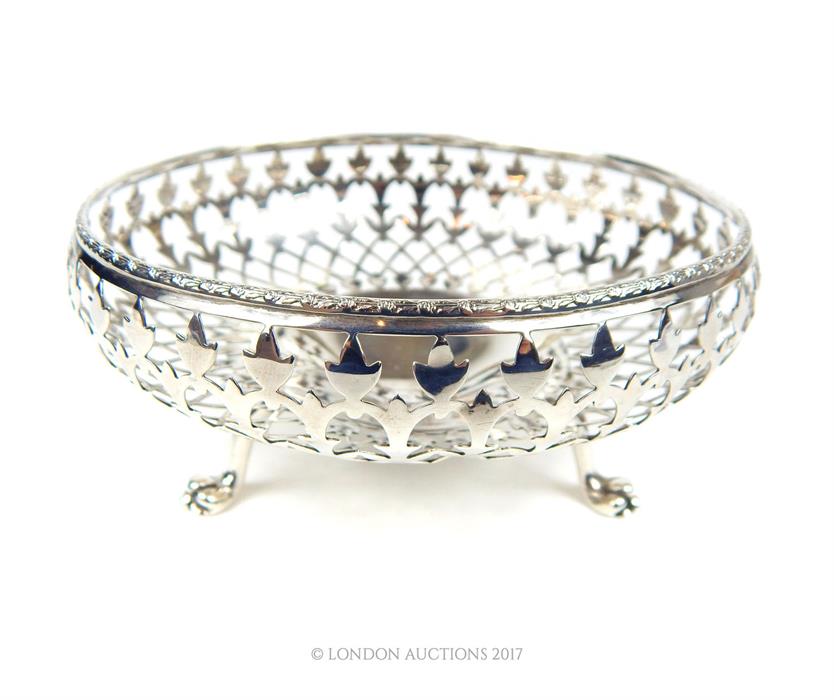 A sterling silver bonbon dish - Image 2 of 2
