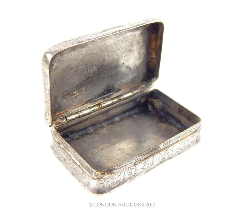 A Victorian sterling silver snuff box, Nathaniel Mills, Birmingham 1851 - Image 3 of 4