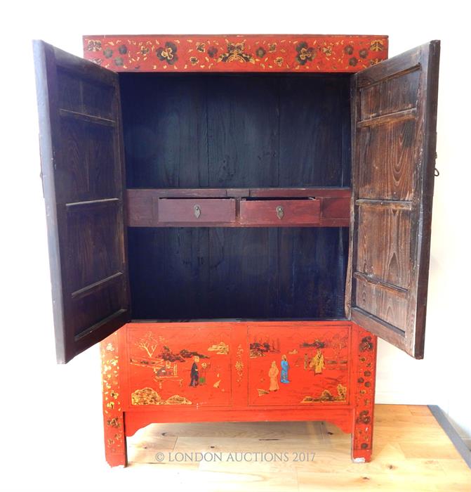 A Chinese red lacquered cabinet - Image 3 of 3
