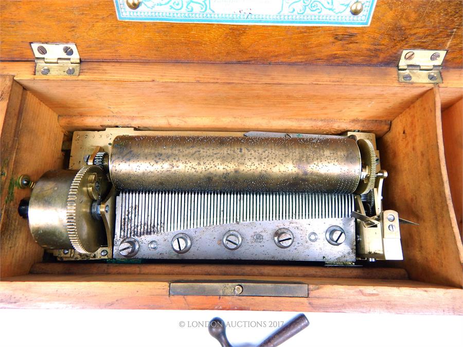 A fine, early, (working-order), 19th century, Swiss musical box in original, fitted, coromandel case - Image 2 of 3