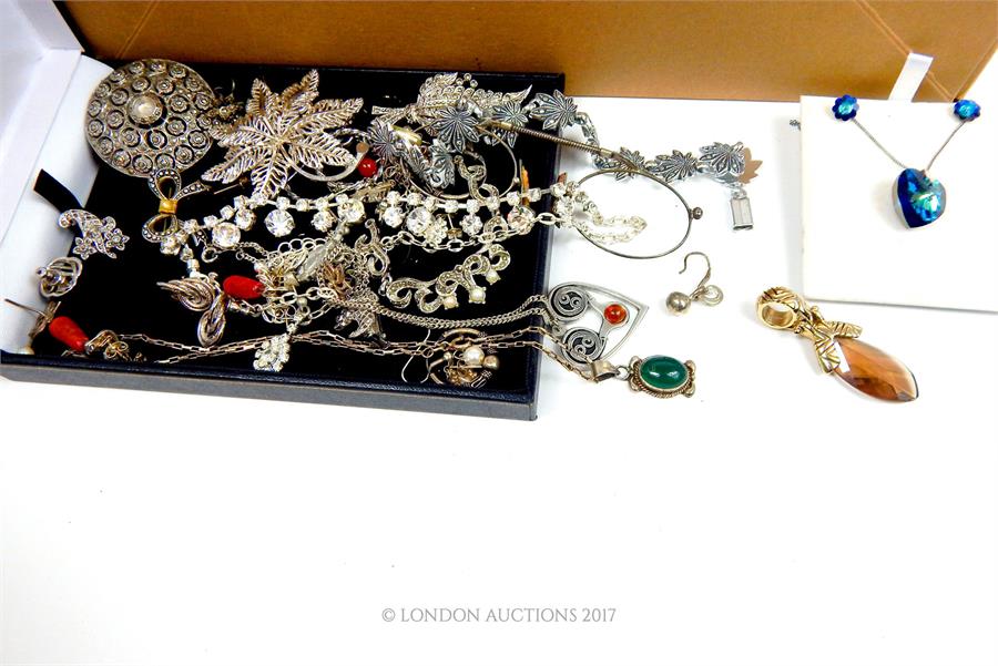 A very large quantity of costume jewellery to include silver items and Swarovski items - Image 3 of 3