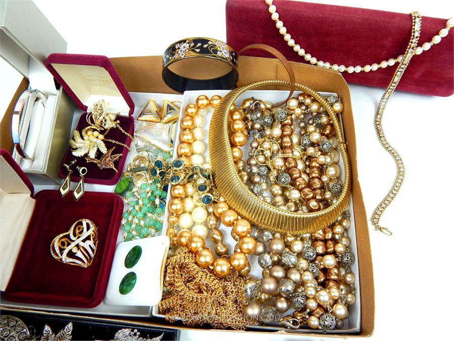 A very large quantity of costume jewellery to include silver items and Swarovski items - Image 2 of 3