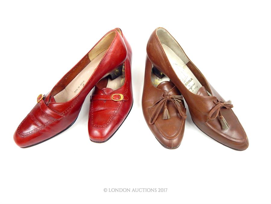 Two pairs of vintage, leather, Salvatore Ferragamo ladies shoes (Size 5)