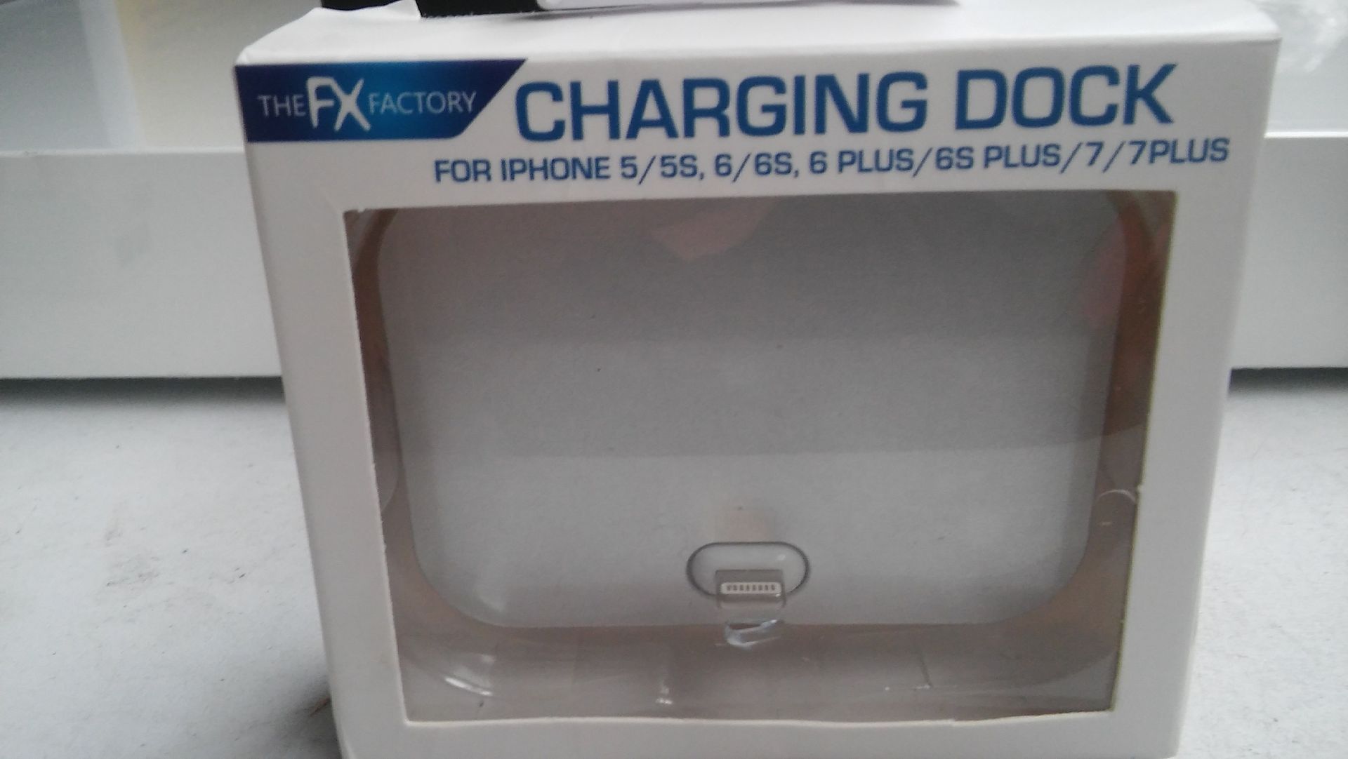 Charging dock for iPhone 5/5S 6/6s 6plus/6S plus 7/7 plus. New.