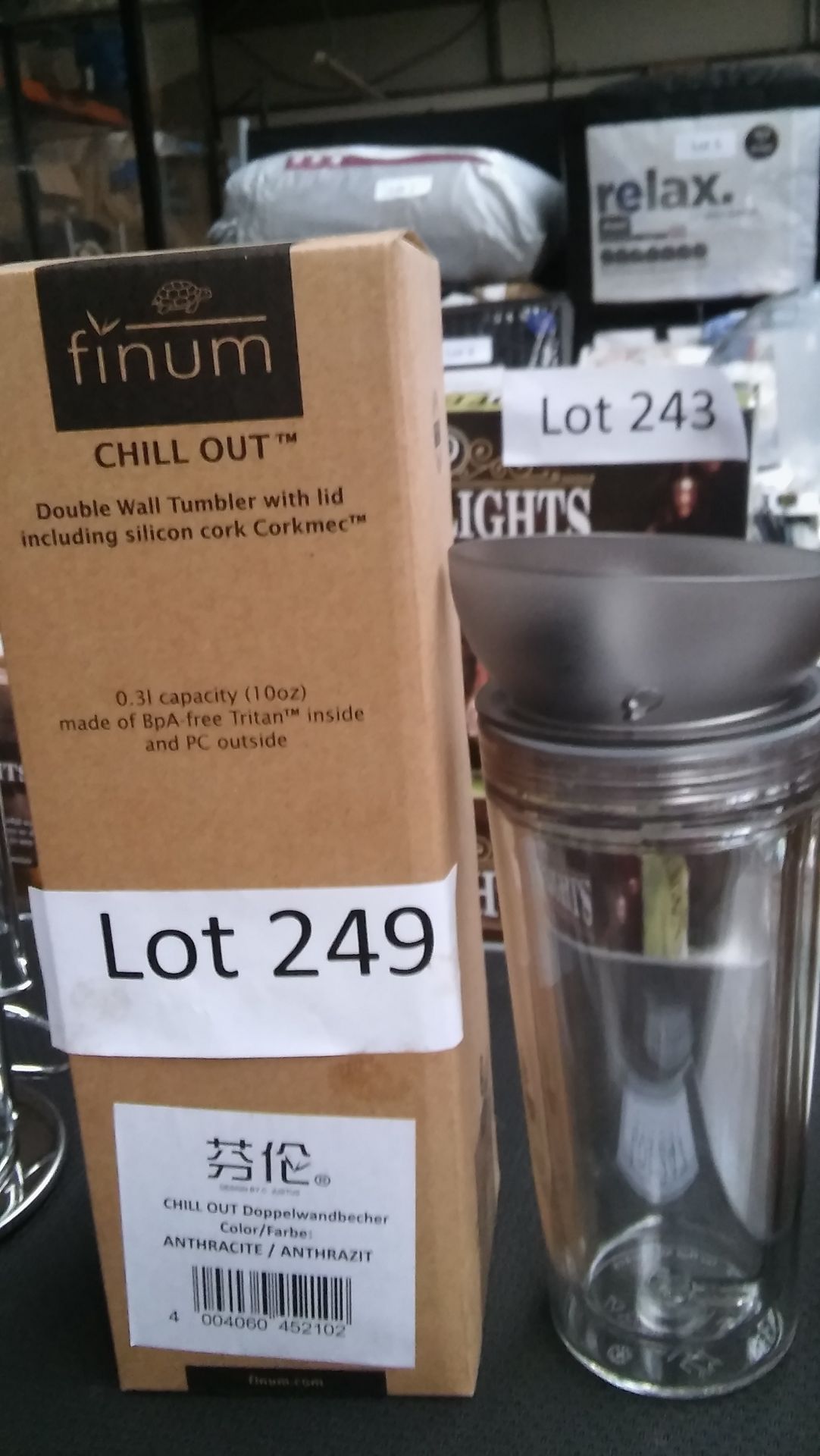 Finum Chill Out" double wall tumbler with lid including silicone cork. New.