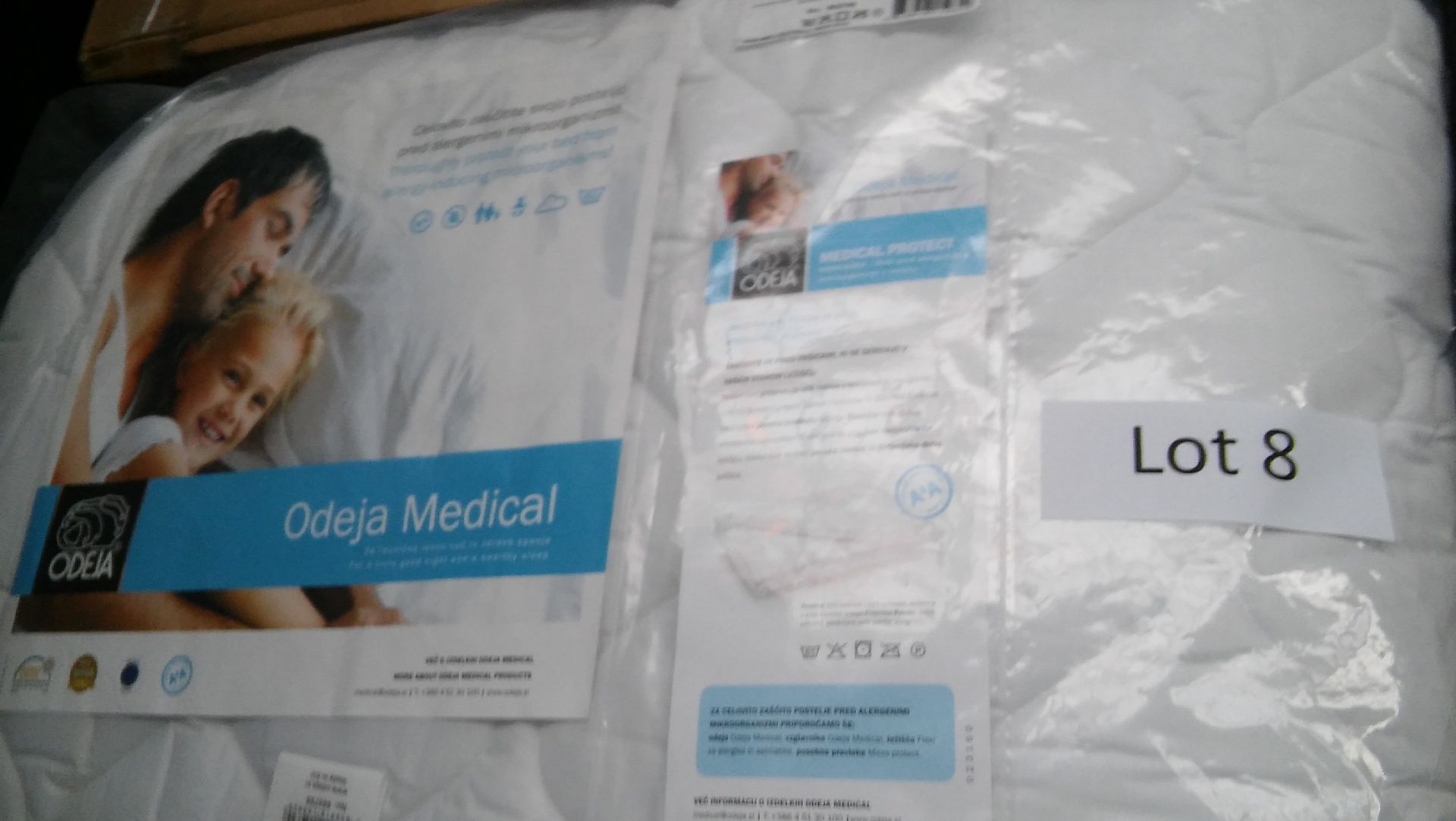 "Odeja Medical" padded mattress protector. New. 200 x 180cm. New.