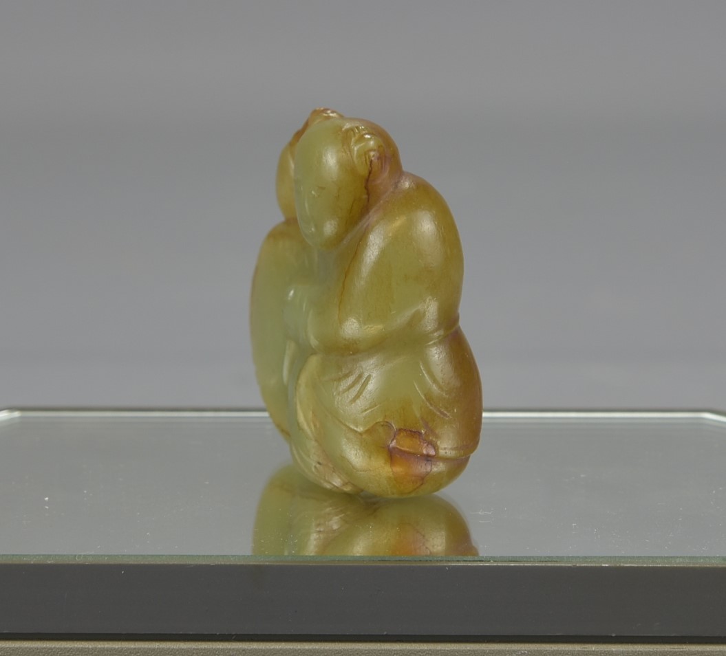 An 18th/19th century Chinese celadon Jade pendant - Image 6 of 8