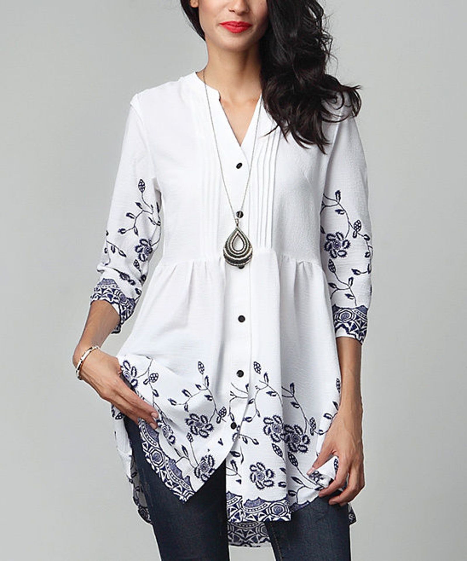 Brand New Reborn Collection White Floral Chiffon Button-Down Tunic (UK 16) (Ref: 39003008 CD Bag