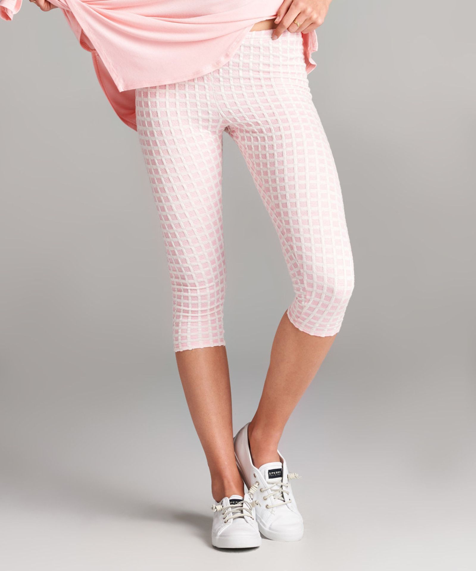 Pink & Ivory Square Crop Leggings