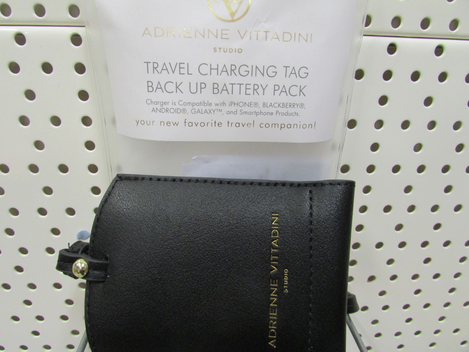 Travel Charging Tag Back Up Battery Pack For Iphone Blackberry Galaxy & Smartphone Products