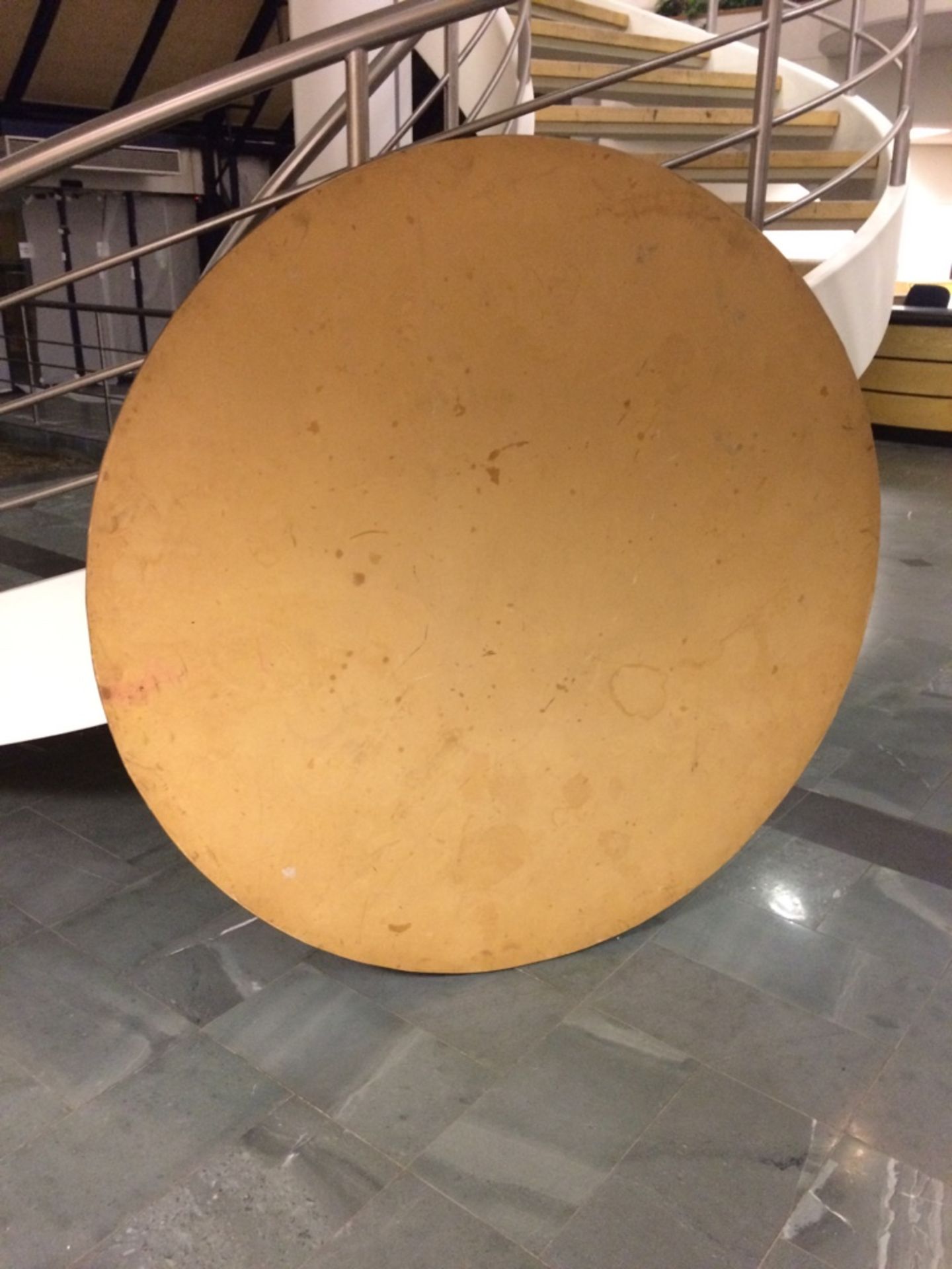 Extra Large 6Ft Round Banqueting Table Top For Use With Lots 1163-1175