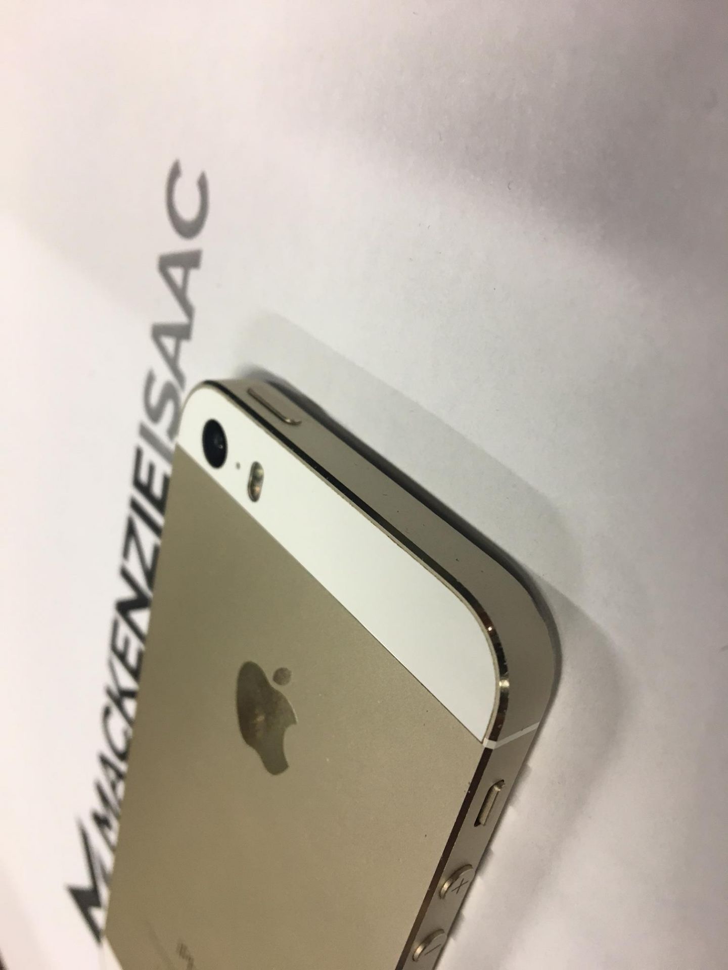 Apple Iphone 5S, Gold (Grade B) (16 GB) (Simfree, Fully Working) - Image 3 of 3