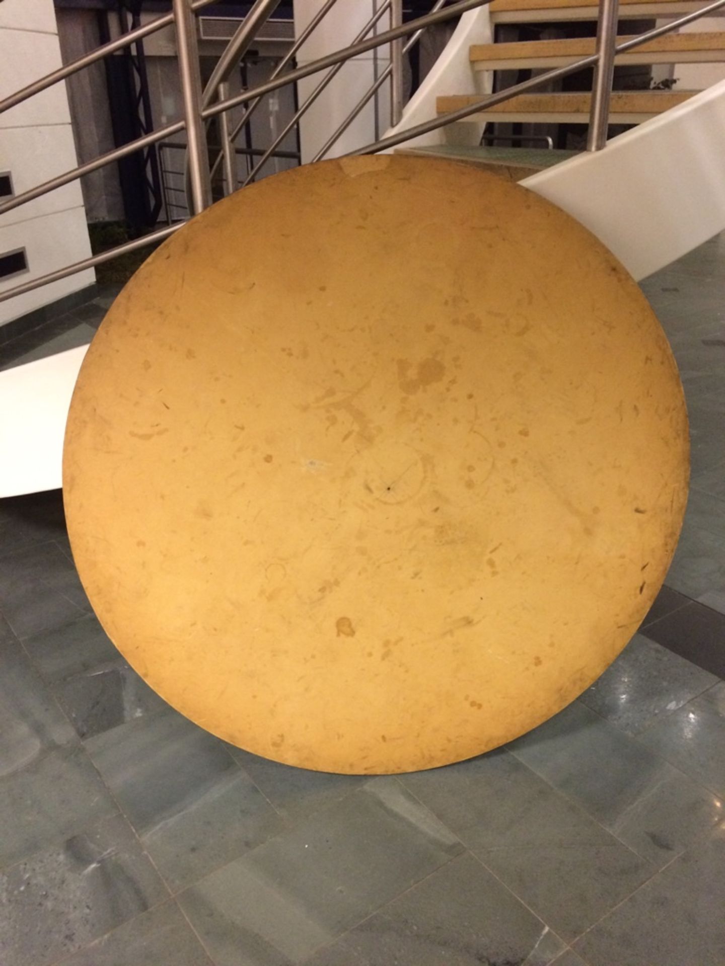 Large 5Ft Round Banqueting Table Top For Use With Lots 1163-1178