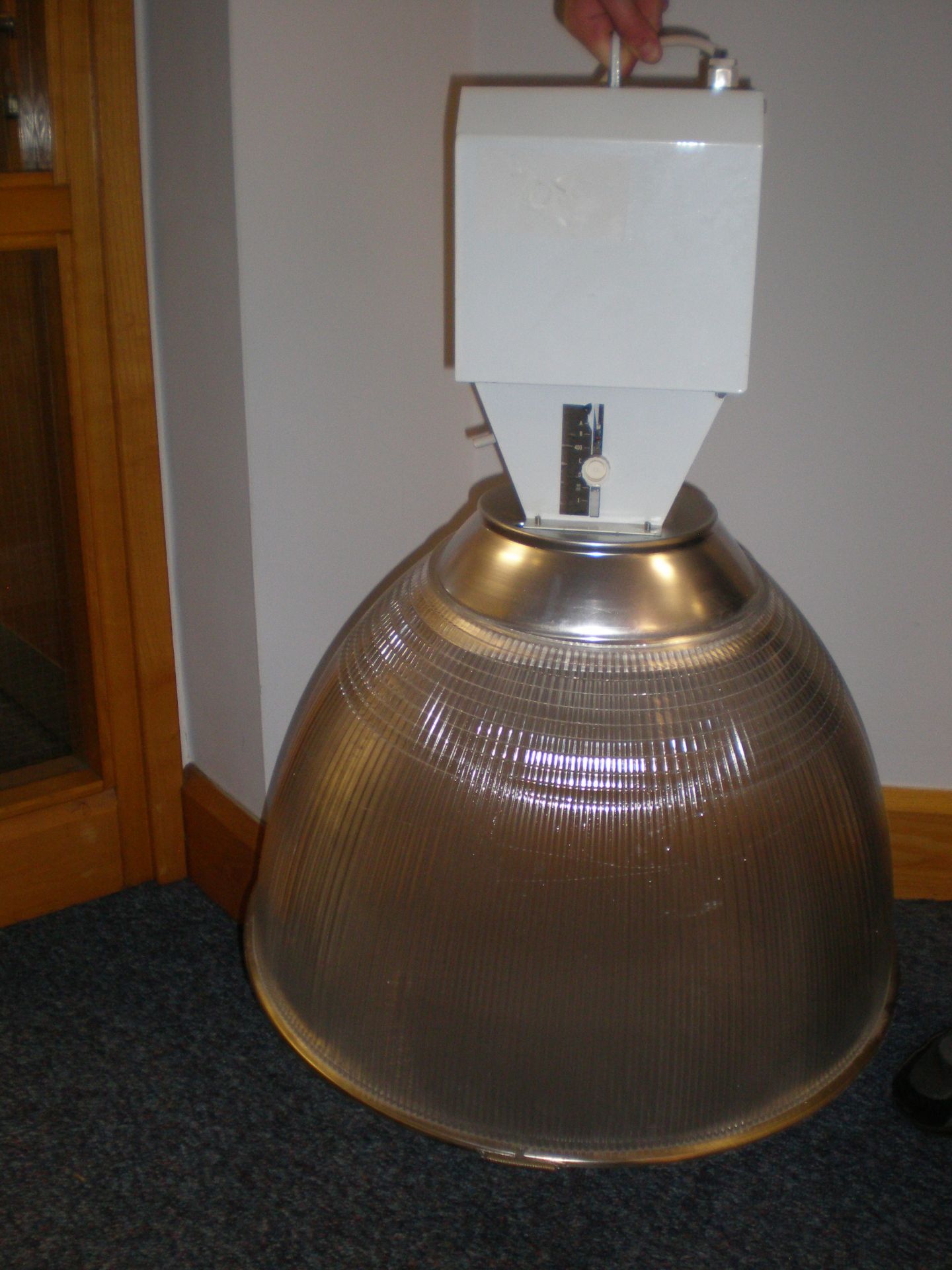 High Bay Light With 250 Lamp Possible To Use Lamps Up To 400W With This Fitting But Supplied With