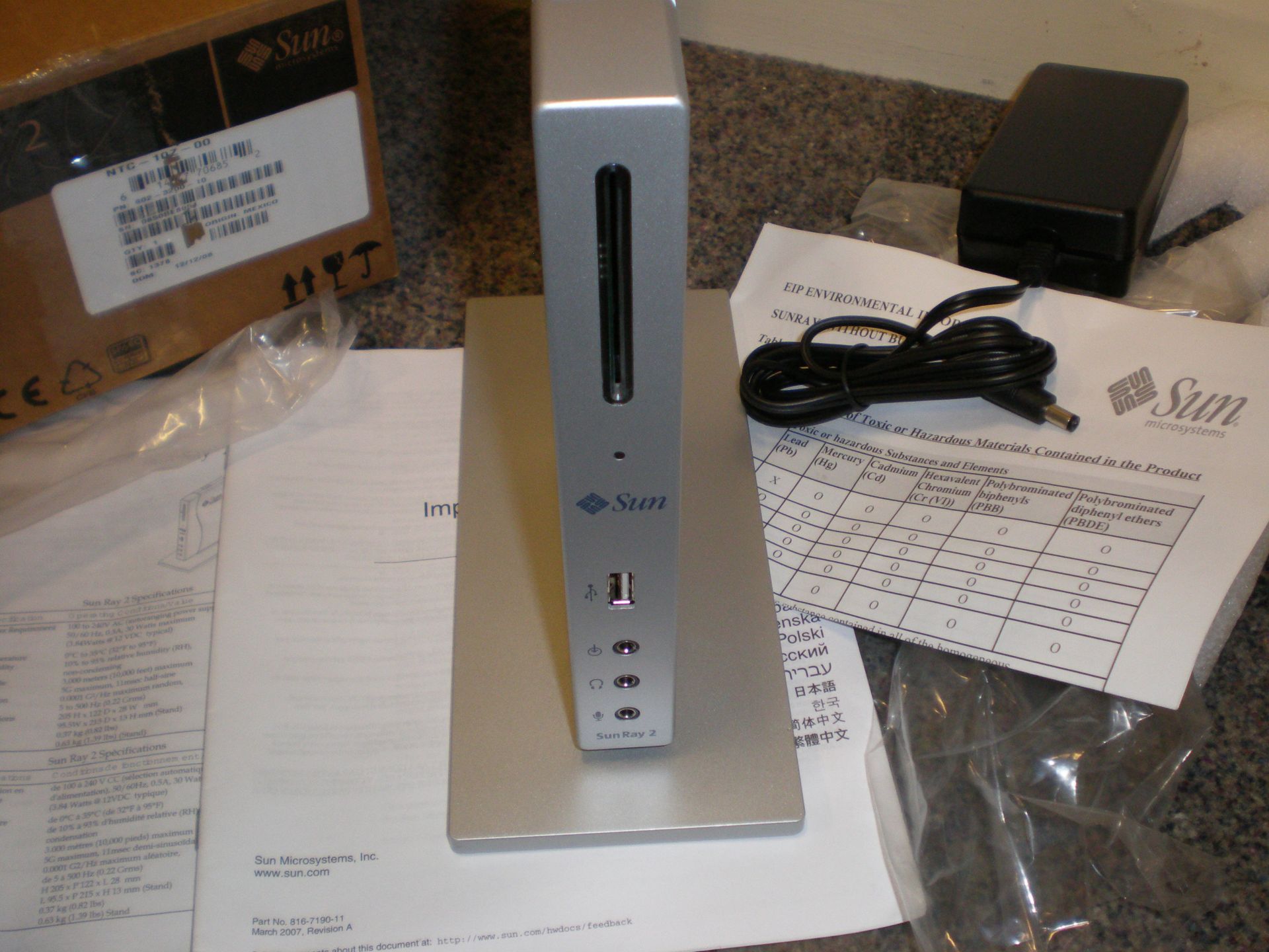 Brand New Sun Ray 2 Thin Client Computer Desktop System (No Packaging Thin Client Only)