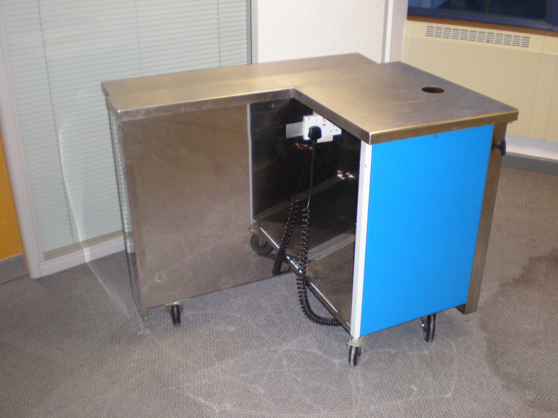 Canteen Stainless Steel Trolly Pay Station For Till, On Wheels, Collapsable Shelf For Trays, 2 - Image 6 of 6