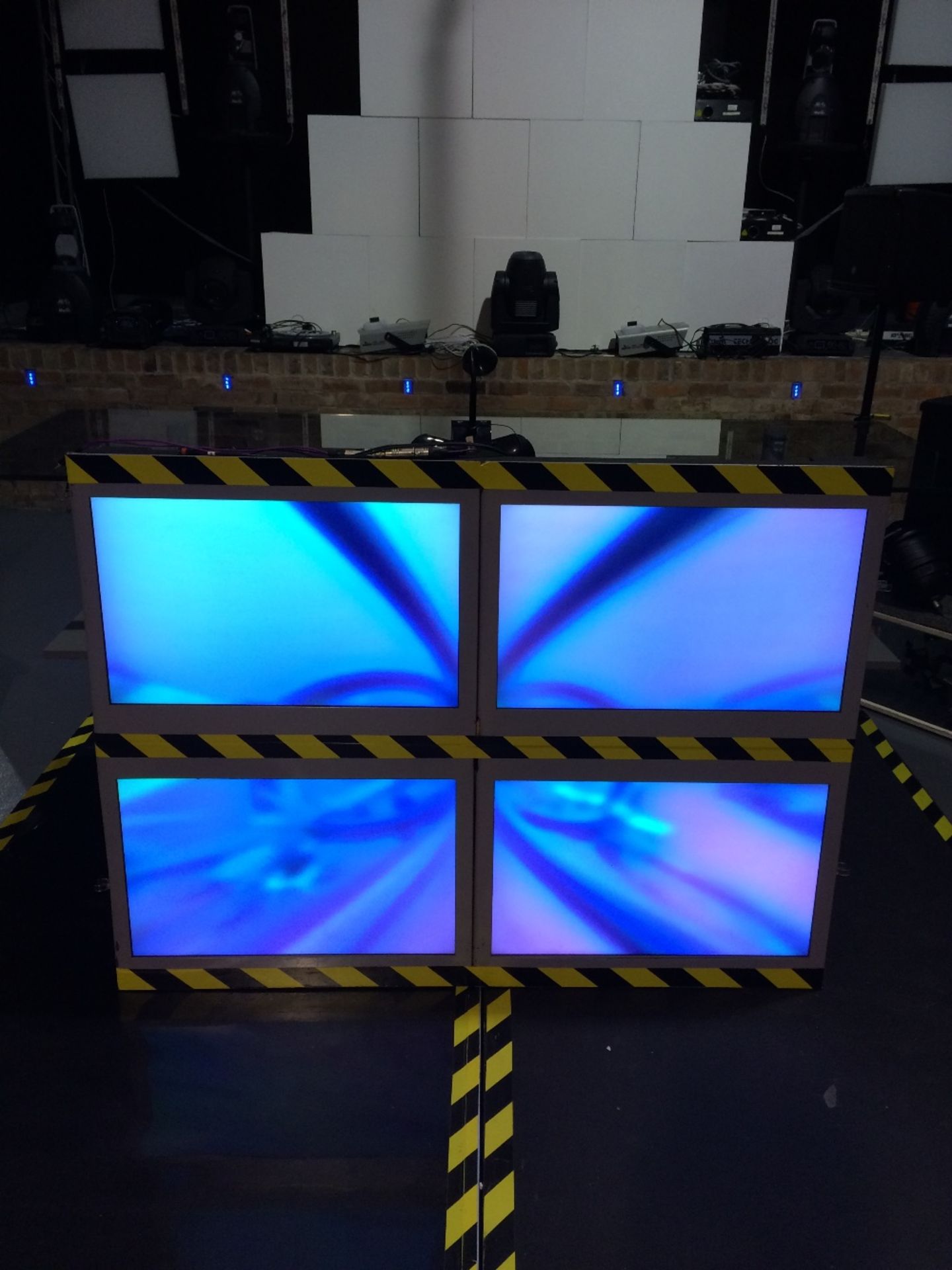 Custom Design Dj Consoe With 4 Screen Lcd Video Wall Metal Front Enclosure And Stand Glass Shelf For - Image 8 of 11