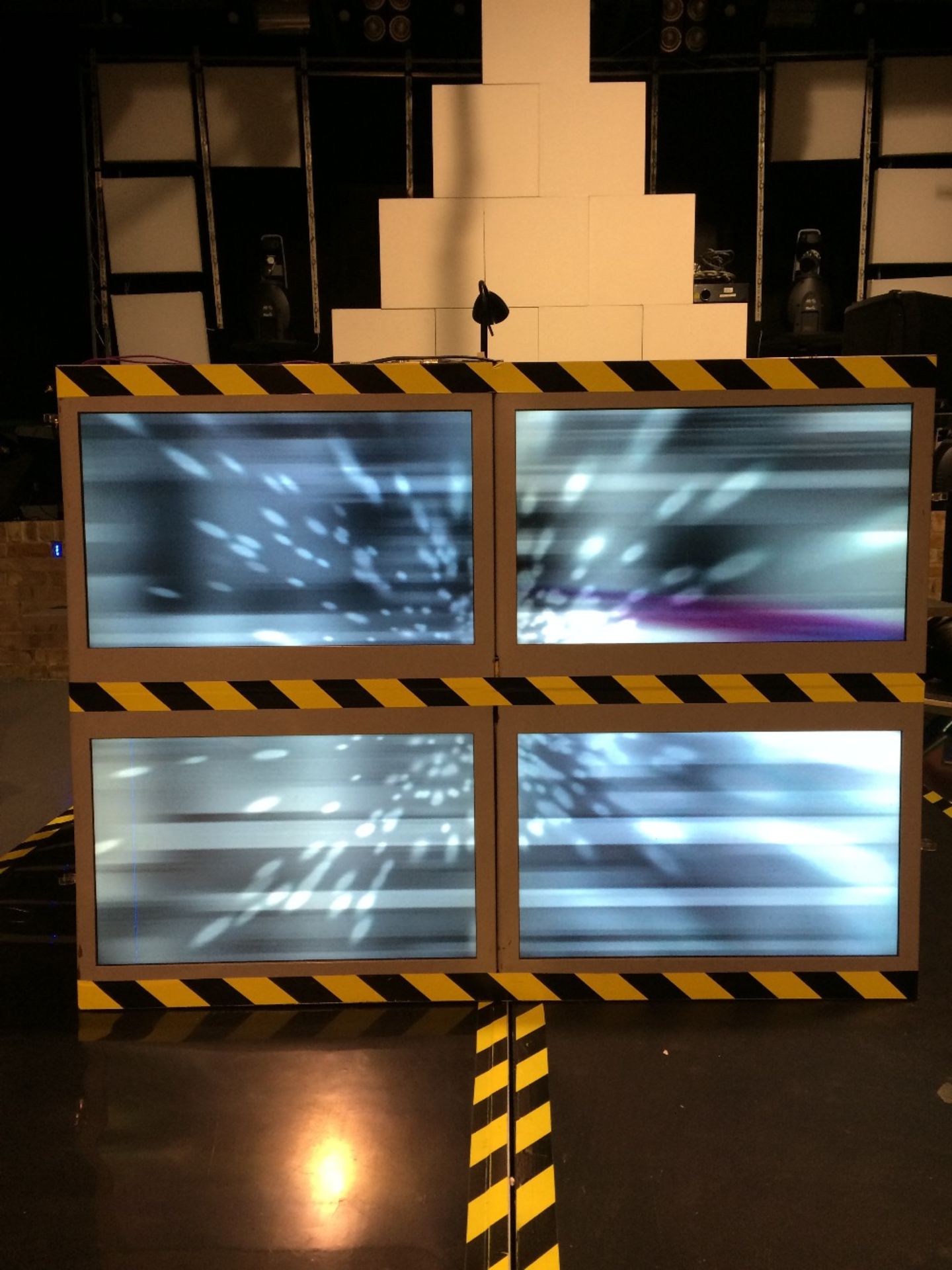 Custom Design Dj Consoe With 4 Screen Lcd Video Wall Metal Front Enclosure And Stand Glass Shelf For - Image 2 of 11