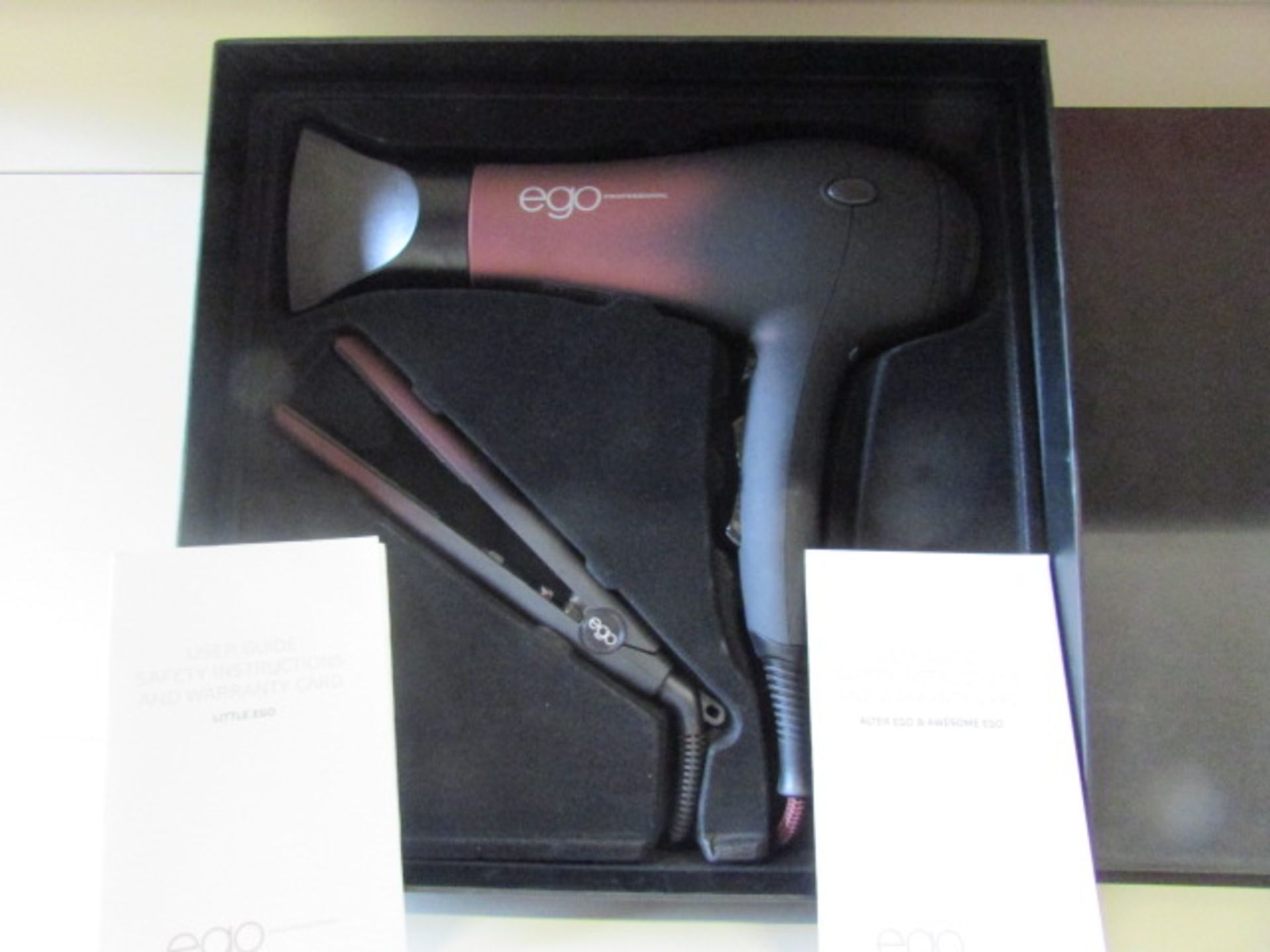 10 x Ego Professional Full On And Fabulous Ego Set (Alter Ego Hairdryer And Little Iron) [Grade A]