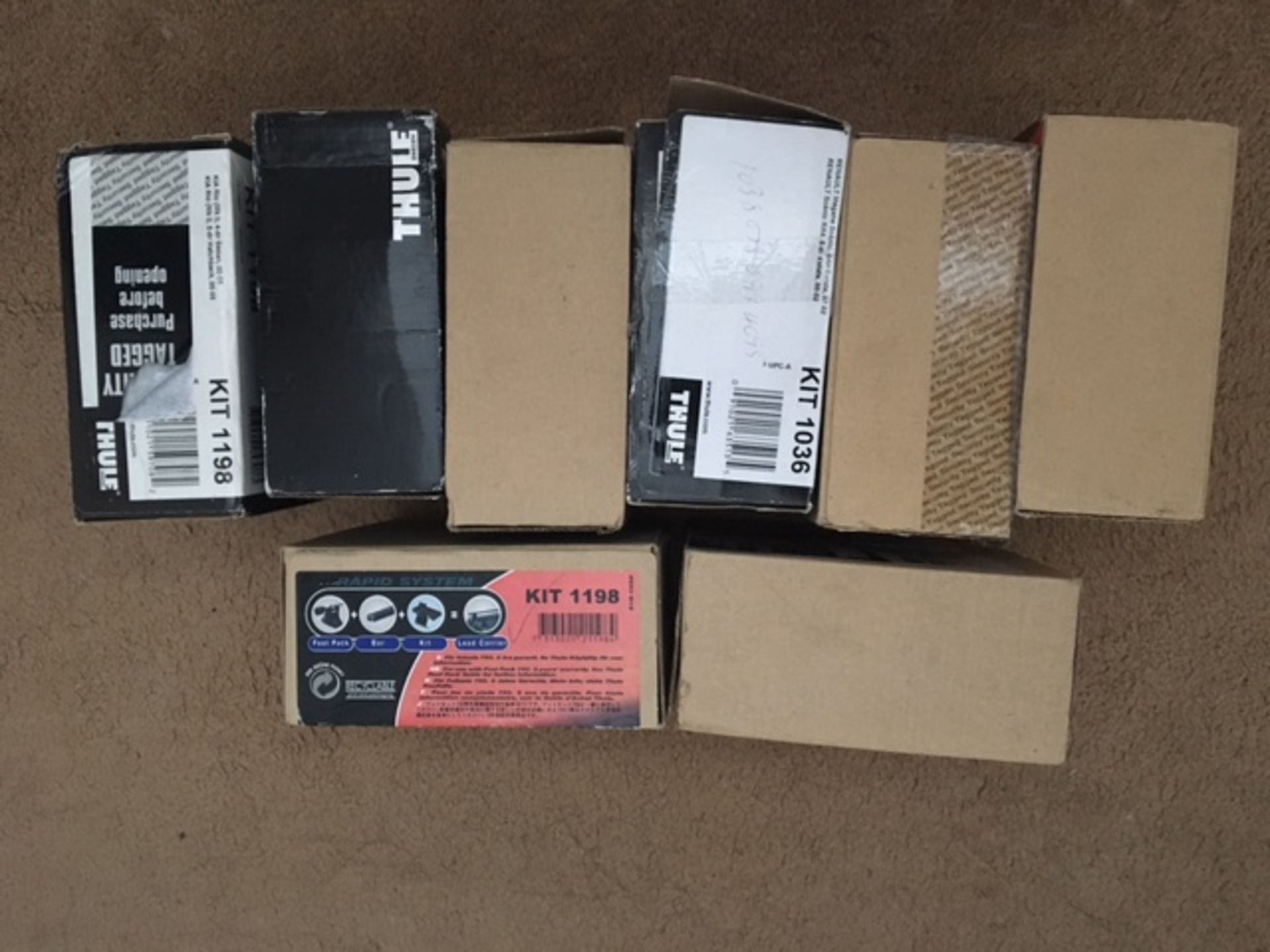 8 Sets Of Thule Fittings