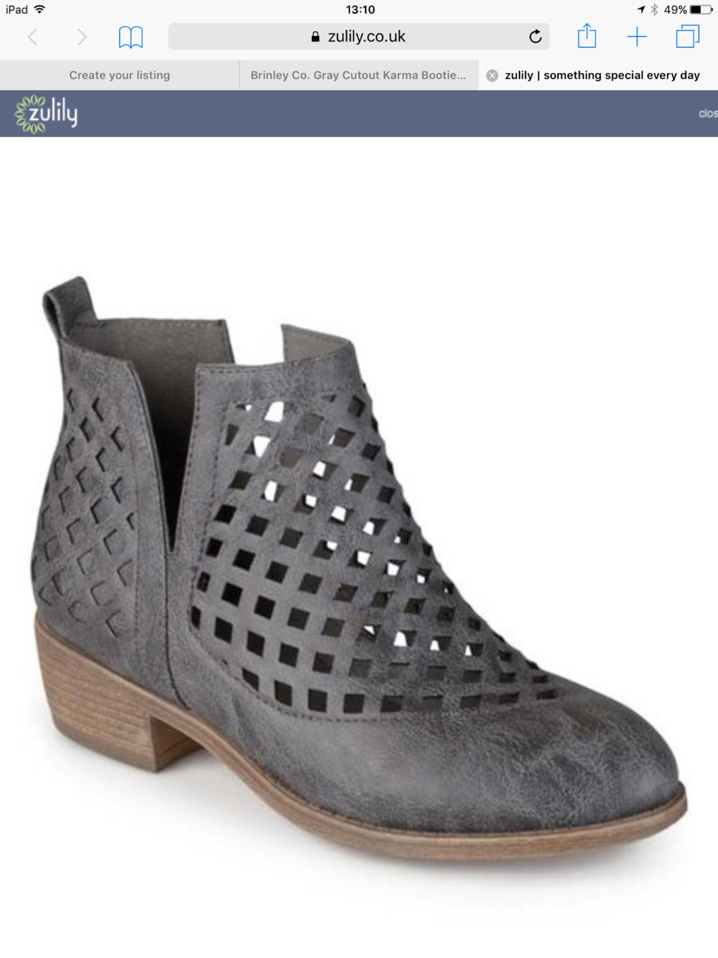 Journee Collection Grey Cutout Karma Kat Bootie, Size US 6/Eur 36.5 RRP £62.99 (New with box) [