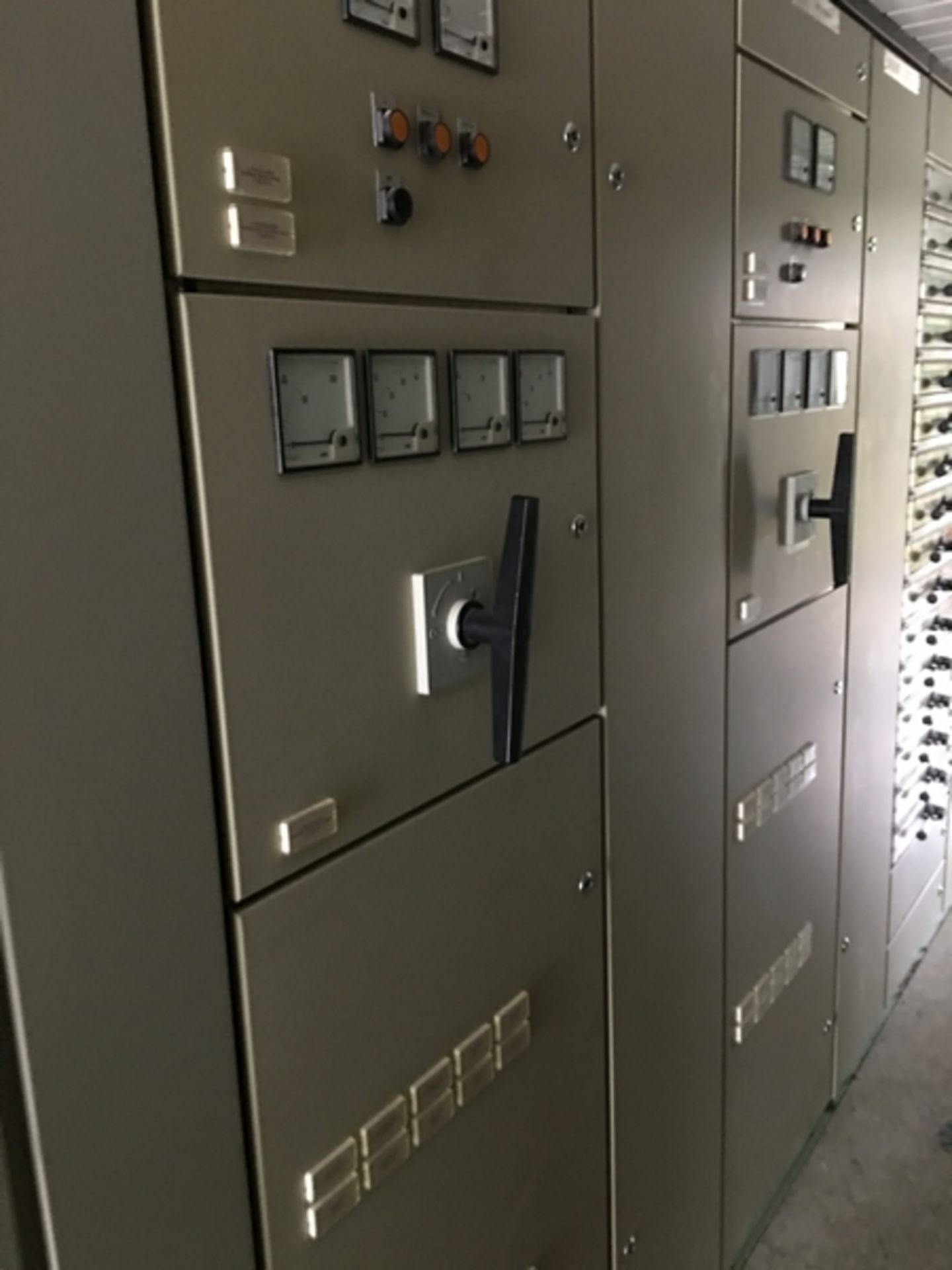 Large Qty Switchgear - From Gas Turbine 3 Control Module Building - Image 7 of 37