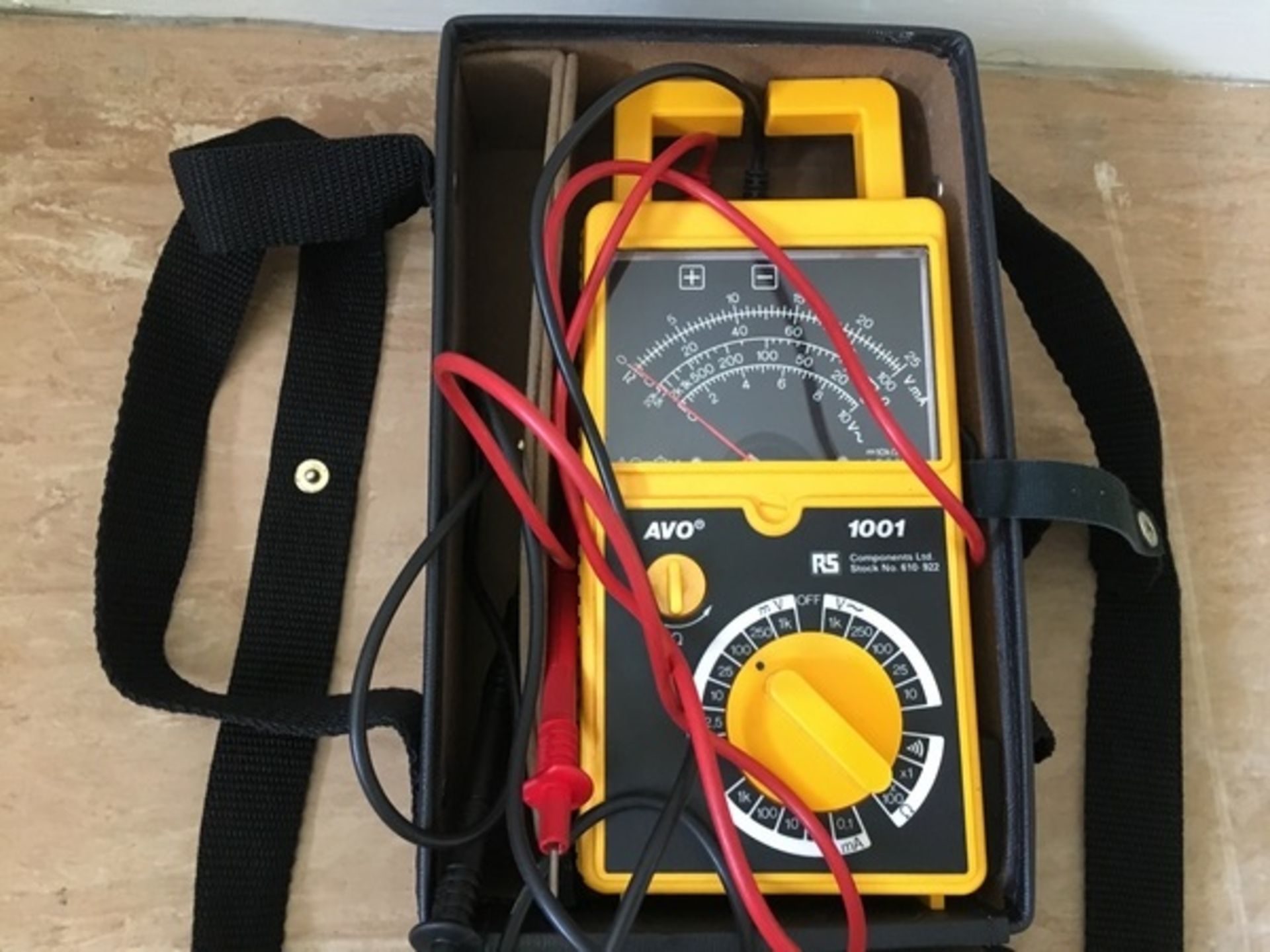 AVO 1001 Multimeter