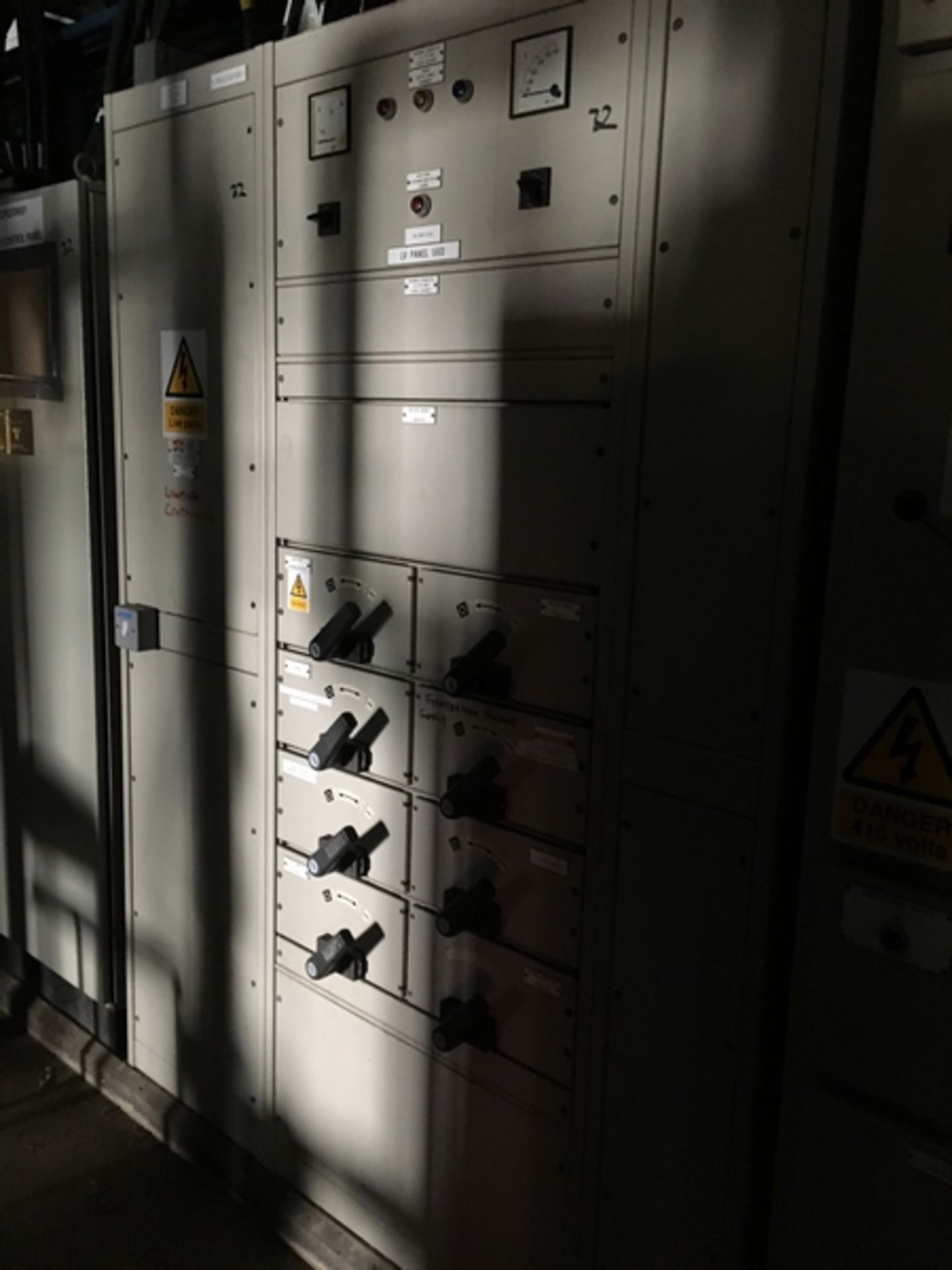 Large Qty Switchgear - Image 5 of 9