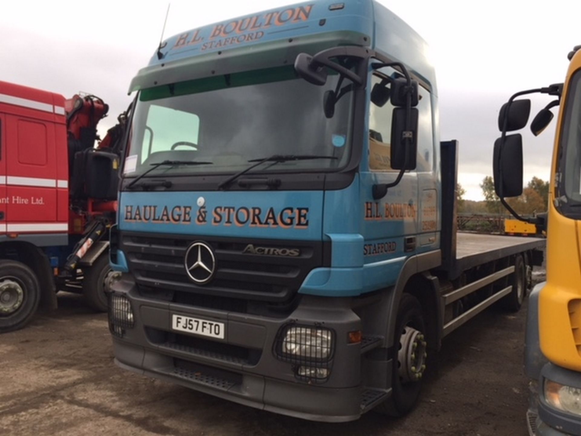 MERCEDES ACTROS Rear Lift Flatbed 6x2 Diesel Automatic - Image 2 of 3