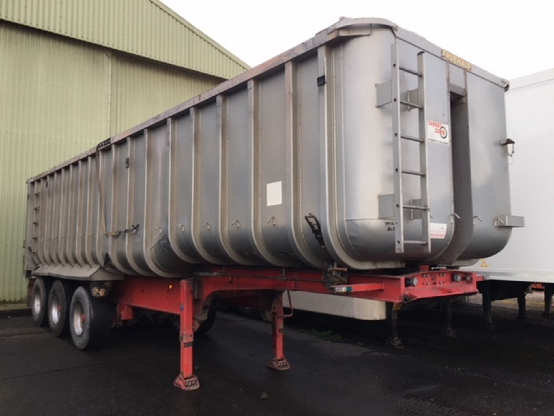 Fruehauf Alloy Body Bulk Tippng Trailer Tri Axle